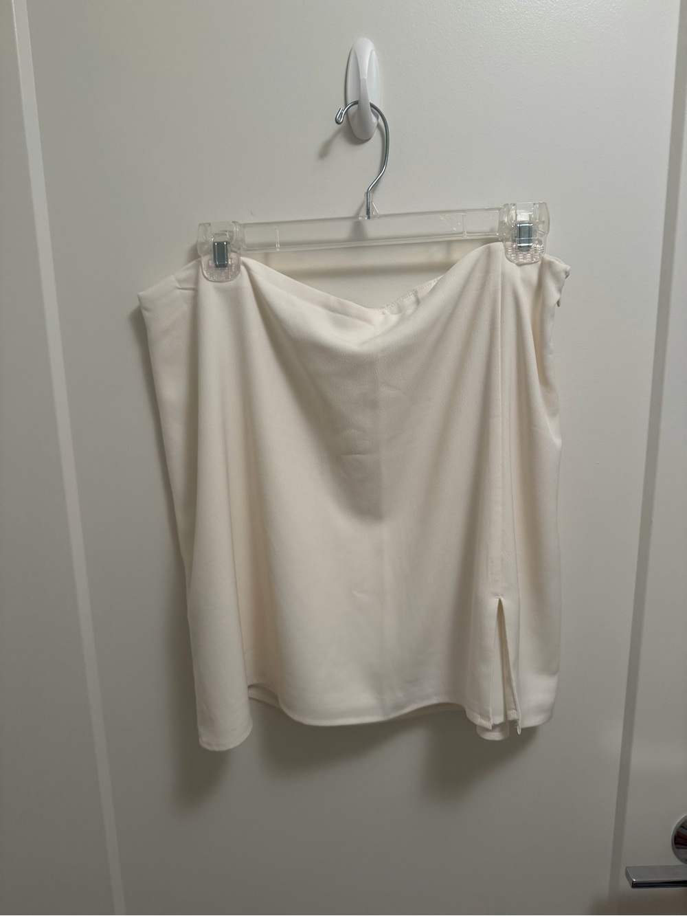 Abercrombie & Fitch White Mini Skirt